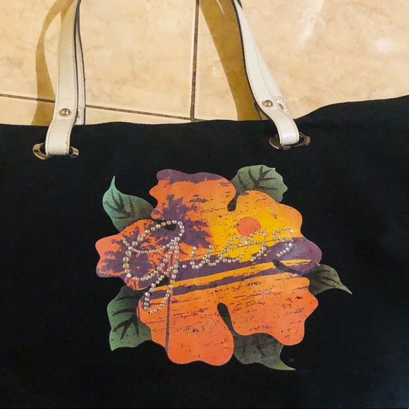 Guess Bedazzled Tropical Hawaii Tote PurseEveryday - Picture 4 of 8